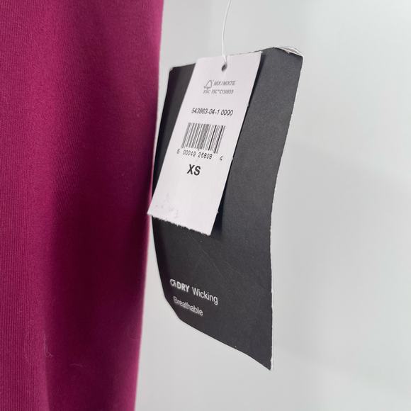 GAP FIT Leggings Size Extra Small NWT Dry Wicking Breathable Capri Cropped - Picture 3 of 12